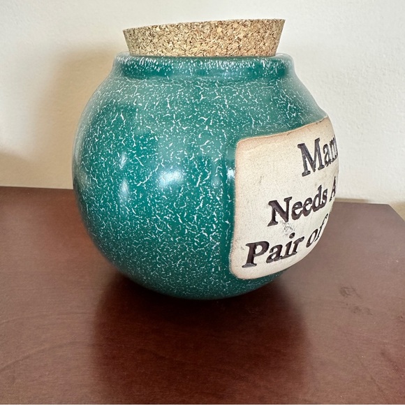 Pottery savings bank, vintage ceramic with cork lid - Picture 5 of 5